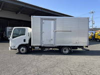 いすゞエルフアルミバン小型（2t・3t）[写真06]