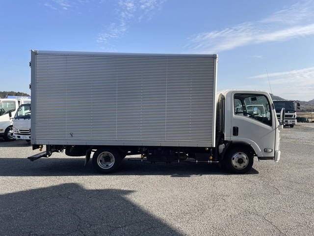 いすゞエルフアルミバン小型（2t・3t）[写真07]