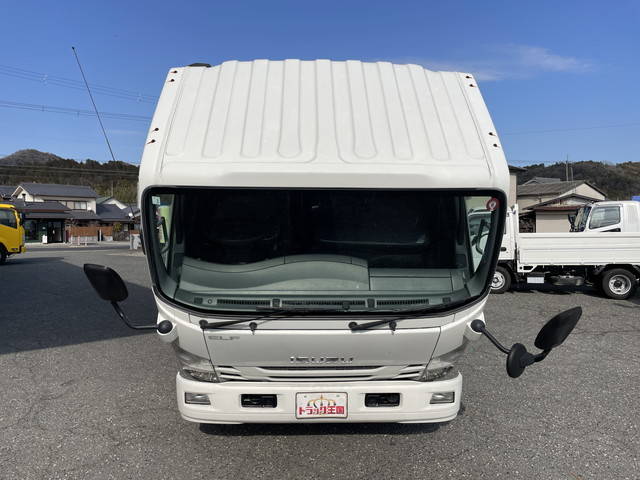 いすゞエルフアルミバン小型（2t・3t）[写真09]