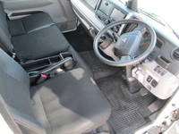 三菱ふそうキャンターアルミウイング小型（2t・3t）[写真17]