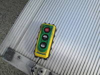 三菱ふそうキャンターアルミウイング小型（2t・3t）[写真09]