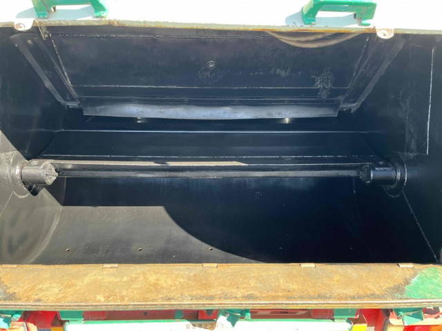 日野デュトロパッカー車（塵芥車）小型（2t・3t）[写真09]