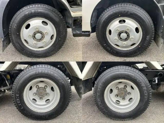 日野デュトロローダーダンプ小型（2t・3t）[写真19]