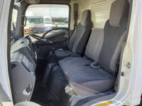 いすゞエルフ冷凍車（冷蔵車）小型（2t・3t）[写真30]