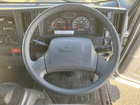 いすゞエルフ冷凍車（冷蔵車）小型（2t・3t）[写真35]