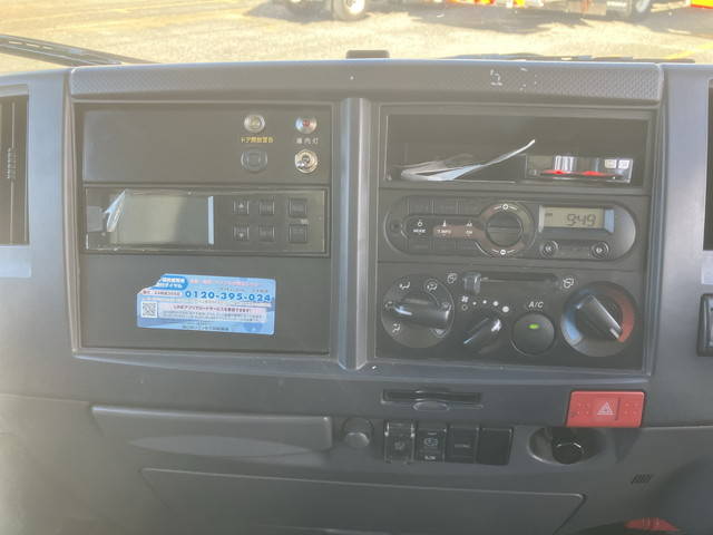 いすゞエルフ冷凍車（冷蔵車）小型（2t・3t）[写真37]