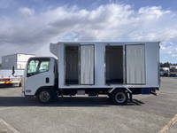 いすゞエルフ冷凍車（冷蔵車）小型（2t・3t）[写真07]