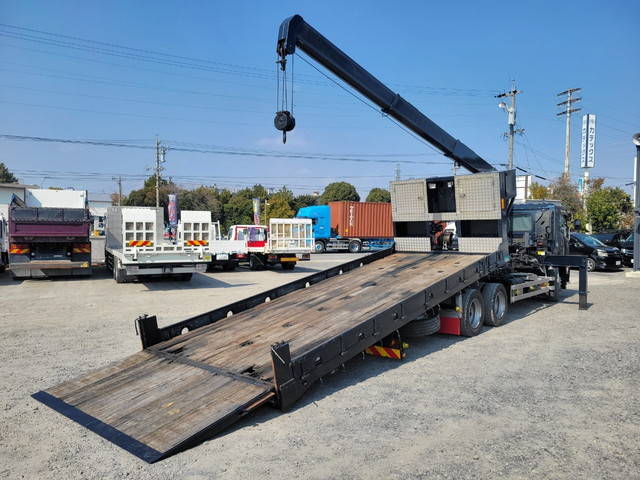 UDトラックスコンドルセーフティクレーン3段増トン（6t・8t）[写真02]