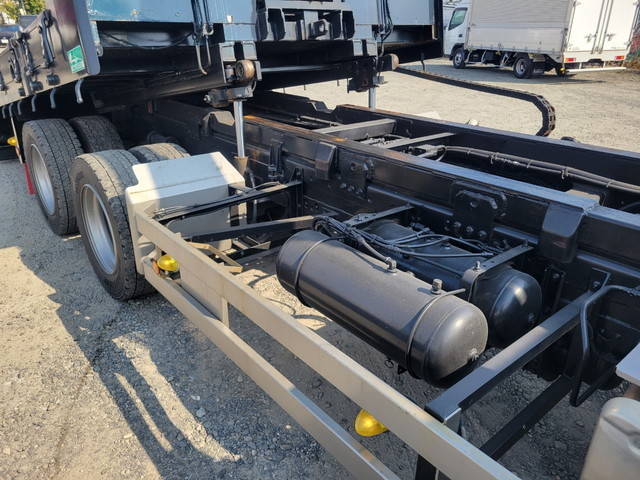 UDトラックスコンドルセーフティクレーン3段増トン（6t・8t）[写真30]