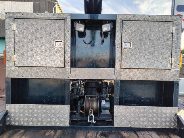 UDトラックスコンドルセーフティクレーン3段増トン（6t・8t）[写真09]