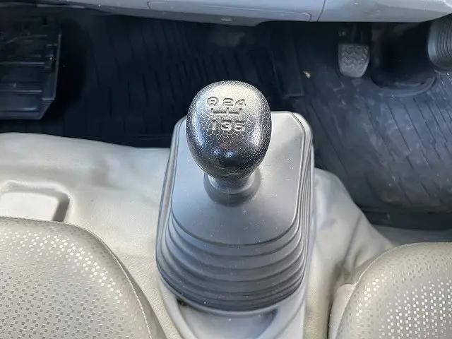 日野デュトロ高所作業車小型（2t・3t）[写真34]