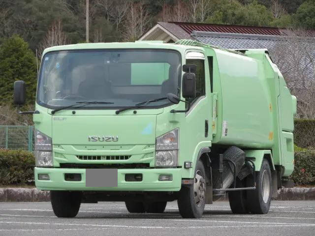 いすゞエルフパッカー車（塵芥車）小型（2t・3t）[写真01]
