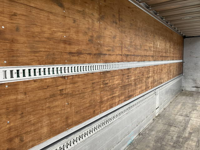 日野プロフィアアルミウイング大型（10t）[写真20]