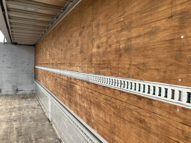 日野プロフィアアルミウイング大型（10t）[写真25]