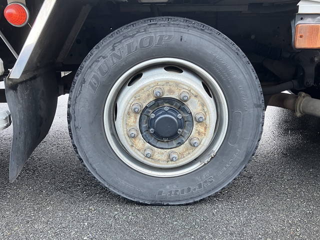 日野プロフィアアルミウイング大型（10t）[写真31]