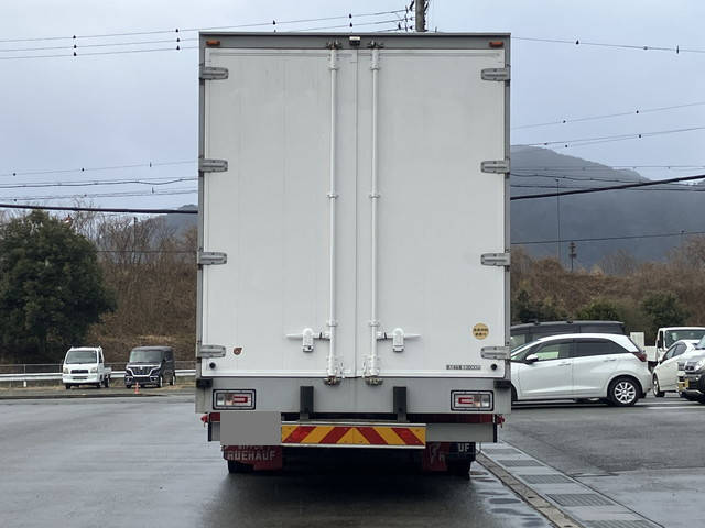 日野プロフィアアルミウイング大型（10t）[写真06]