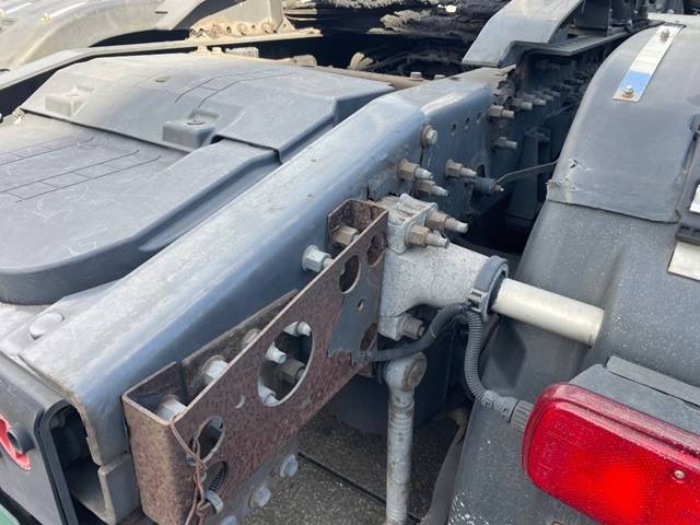 ボルボボルボFHトレーラーヘッド（トラクターヘッド）大型（10t）[写真11]