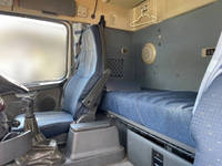 ボルボボルボFHトレーラーヘッド（トラクターヘッド）大型（10t）[写真25]