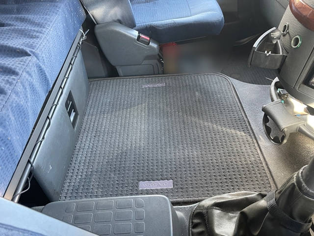 ボルボボルボFHトレーラーヘッド（トラクターヘッド）大型（10t）[写真28]