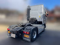 ボルボボルボFHトレーラーヘッド（トラクターヘッド）大型（10t）[写真02]