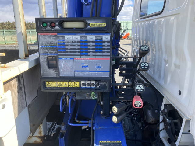 日野デュトロクレーン4段小型（2t・3t）[写真18]