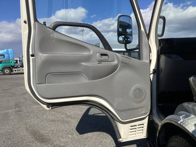 日野デュトロクレーン4段小型（2t・3t）[写真31]