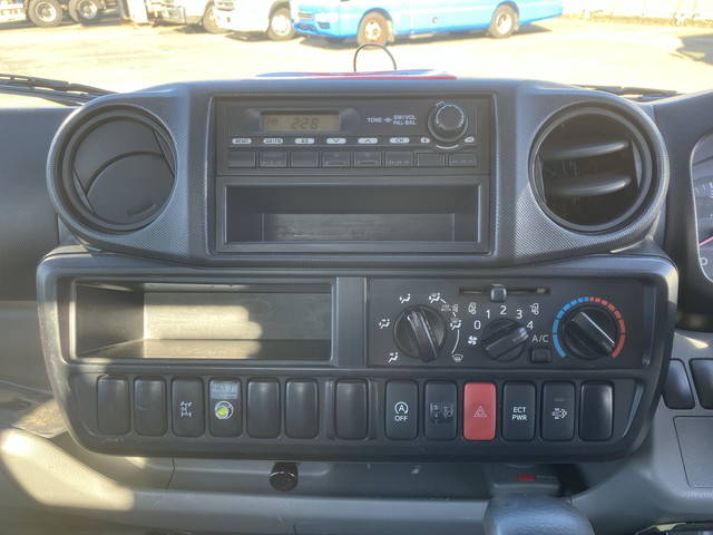 日野デュトロクレーン4段小型（2t・3t）[写真38]