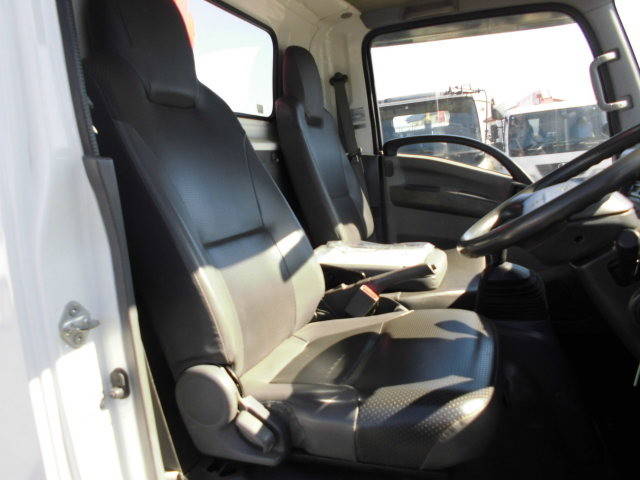 いすゞエルフクレーン4段小型（2t・3t）[写真27]