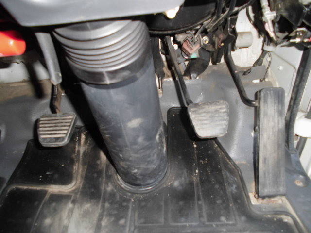 いすゞエルフクレーン4段小型（2t・3t）[写真29]