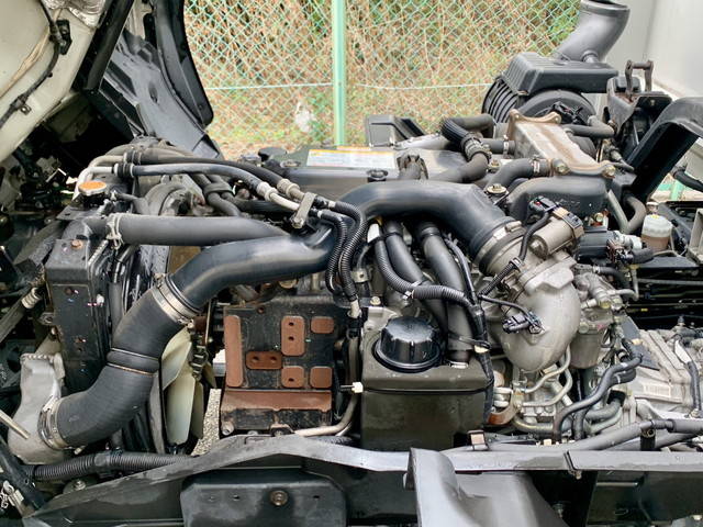 UDトラックスコンドルアルミウイング中型（4t）[写真14]