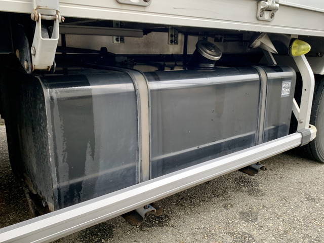 UDトラックスコンドルアルミウイング中型（4t）[写真23]