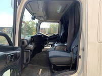 日野プロフィアアルミウイング大型（10t）[写真34]