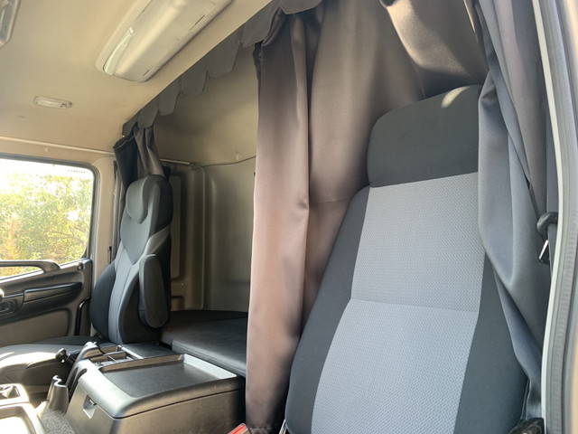 日野プロフィアアルミウイング大型（10t）[写真36]