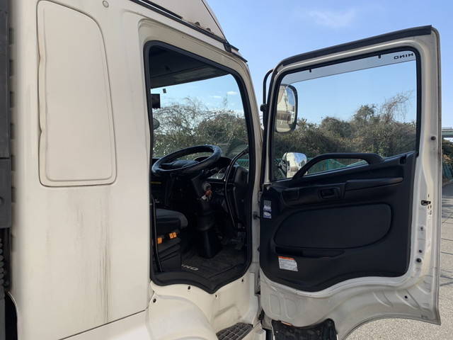 日野プロフィアアルミウイング大型（10t）[写真07]