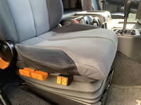 日野プロフィアアルミウイング大型（10t）[写真09]