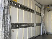 三菱ふそうキャンター冷凍車（冷蔵車）小型（2t・3t）[写真10]