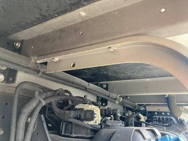 三菱ふそうキャンター冷凍車（冷蔵車）小型（2t・3t）[写真23]