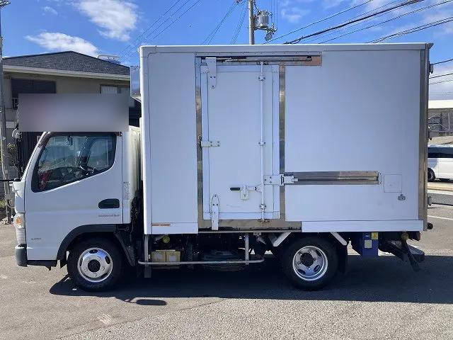 三菱ふそうキャンター冷凍車（冷蔵車）小型（2t・3t）[写真07]