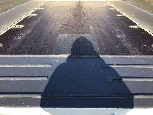 いすゞエルフセルフクレーン4段小型（2t・3t）[写真11]