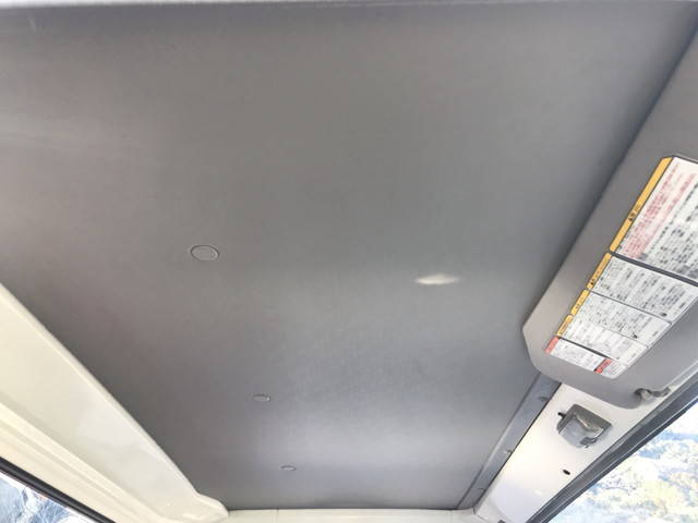 いすゞエルフセルフクレーン4段小型（2t・3t）[写真36]