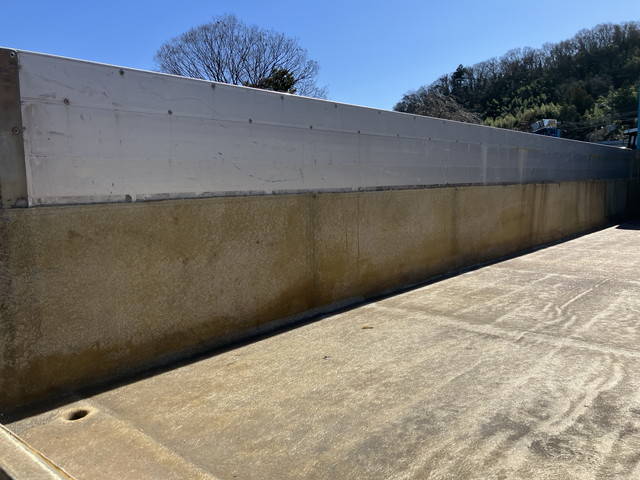 いすゞフォワードアルミブロック中型（4t）[写真10]