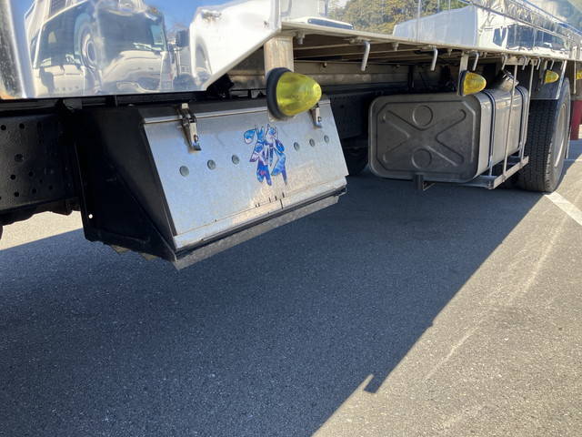 いすゞフォワードアルミブロック中型（4t）[写真16]