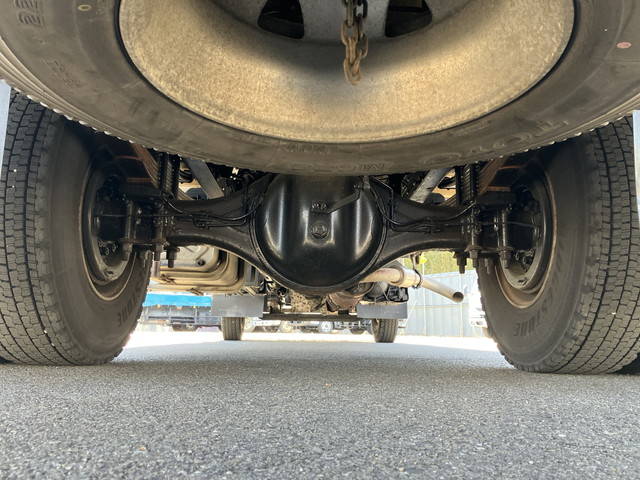 いすゞフォワードアルミブロック中型（4t）[写真23]