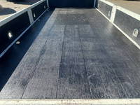 いすゞエルフ平ボディ小型（2t・3t）[写真11]