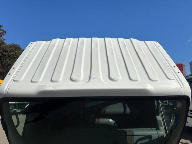 いすゞエルフ平ボディ小型（2t・3t）[写真13]