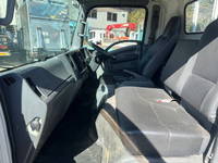 いすゞエルフ平ボディ小型（2t・3t）[写真18]