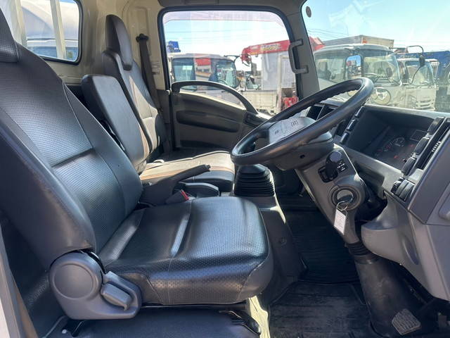 いすゞエルフ平ボディ小型（2t・3t）[写真23]