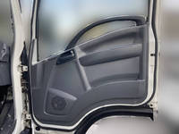 いすゞエルフアルミバン小型（2t・3t）[写真29]