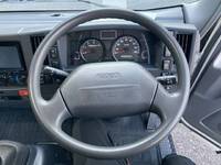 いすゞエルフアルミバン小型（2t・3t）[写真34]