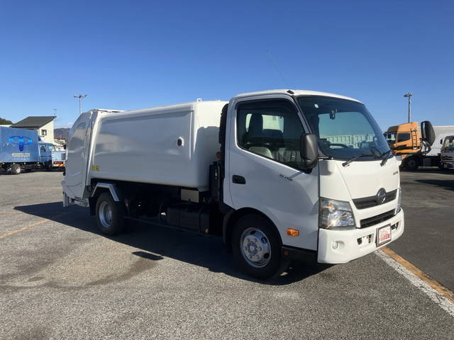 日野デュトロパッカー車（塵芥車）小型（2t・3t）[写真03]